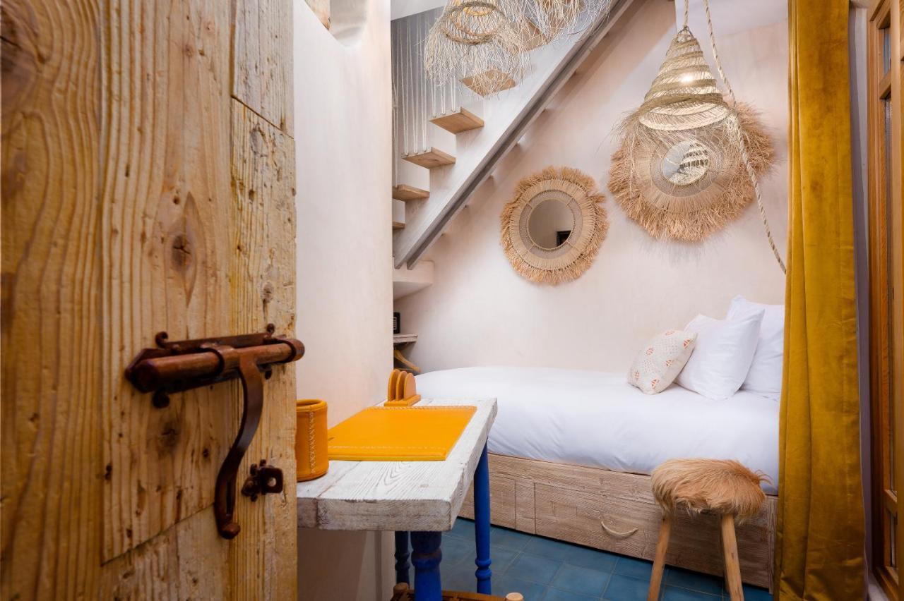 Mama Lova Hotel, Riad, Restaurant & Spa เอสเซาอิรา ภายนอก รูปภาพ