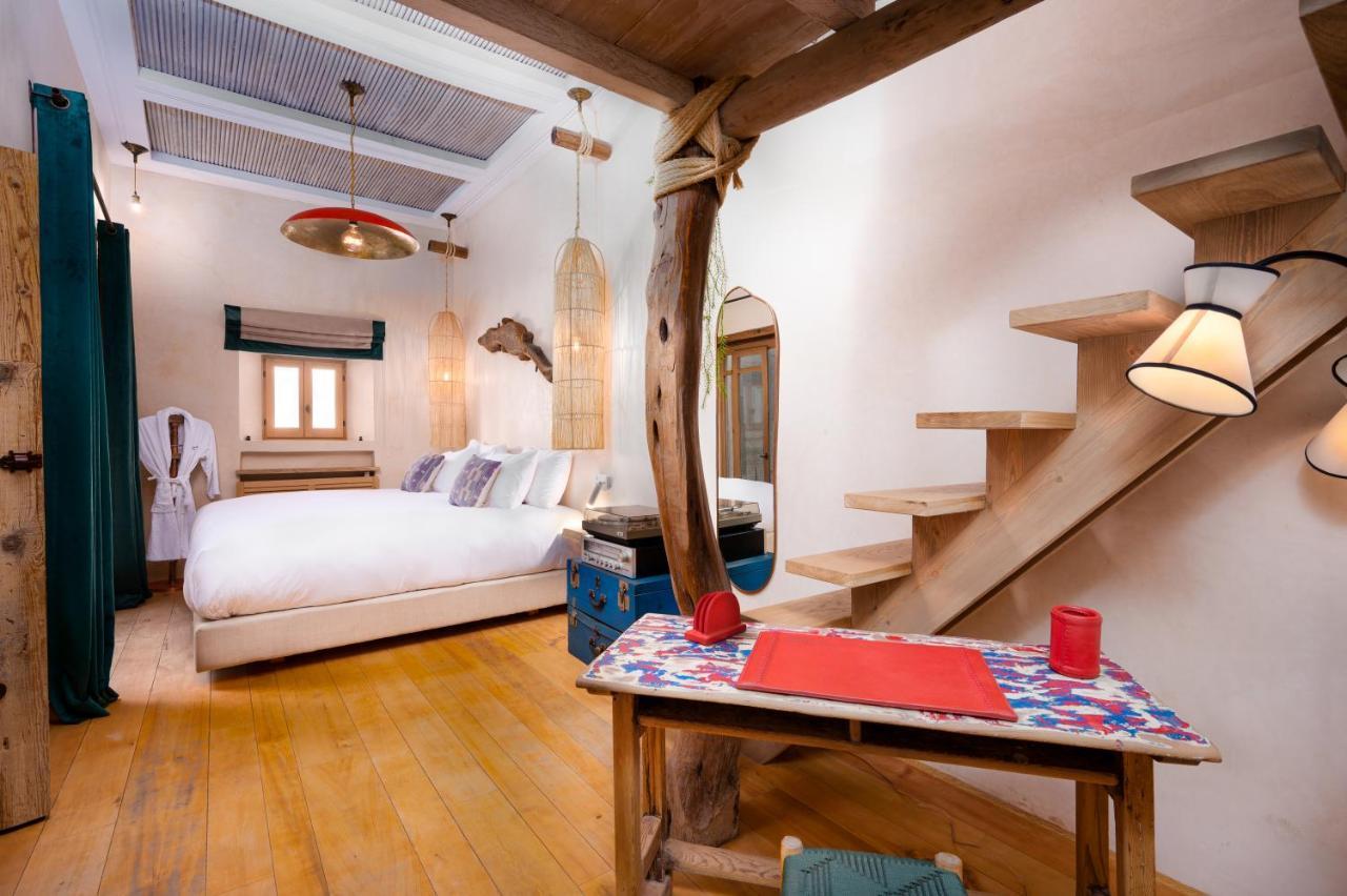 Mama Lova Hotel, Riad, Restaurant & Spa เอสเซาอิรา ภายนอก รูปภาพ