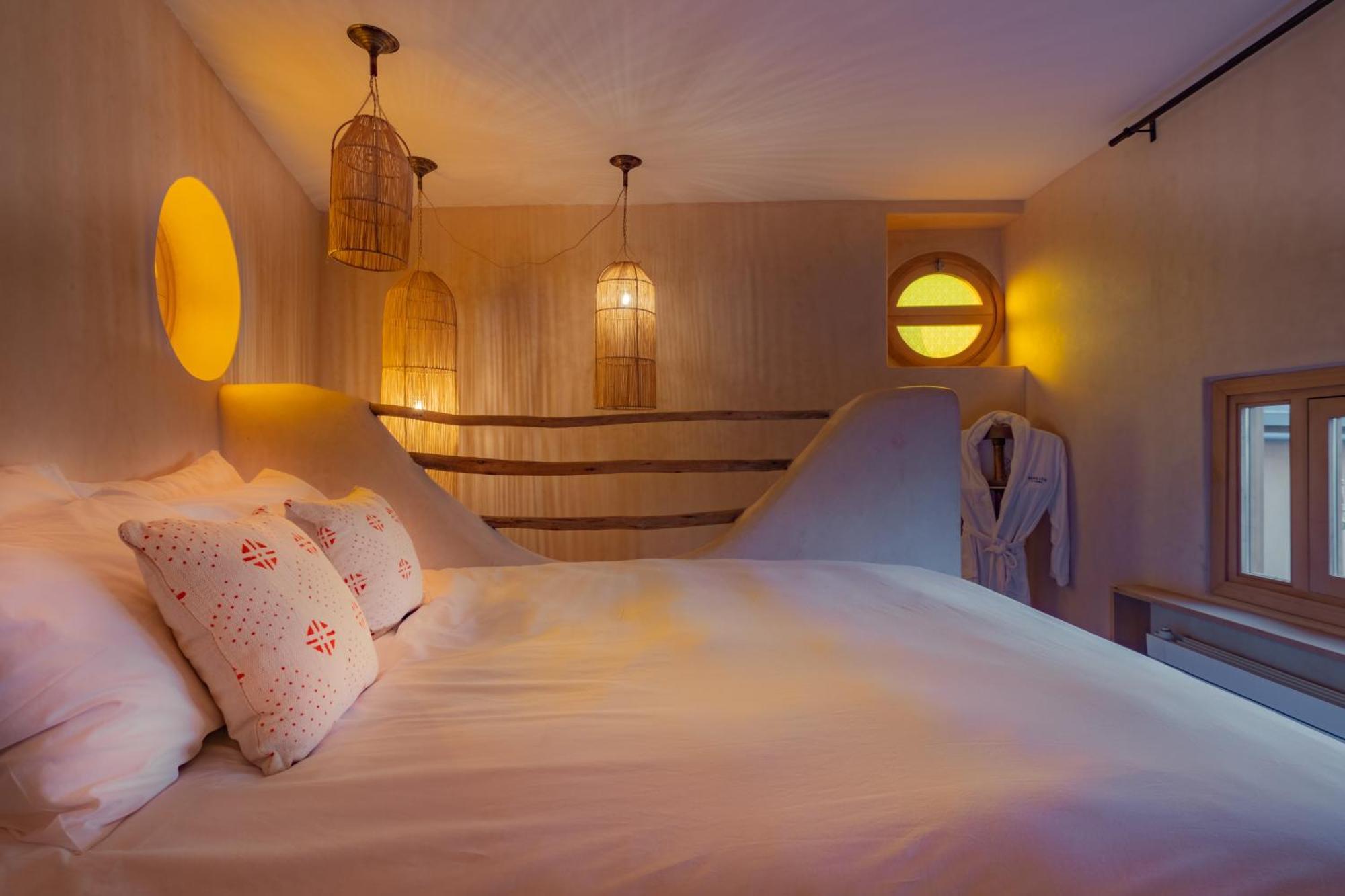 Mama Lova Hotel, Riad, Restaurant & Spa เอสเซาอิรา ภายนอก รูปภาพ